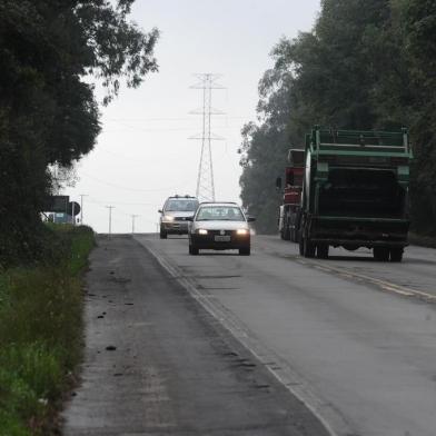  CAXIAS DO SUL, RS, BRASIL (13/07/2020)Estado da RS 122 entre o viaduto torto e o km 81 após as chuvas da semana passada. Perto da rotatória de Monte Bérico. (Antonio Valiente/Agência RBS)<!-- NICAID(14543714) -->