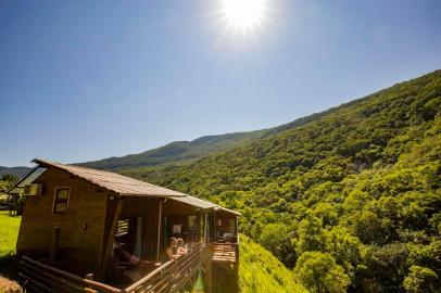 Cachoeira dos Borges Cabanas e Parque<!-- NICAID(14549709) -->