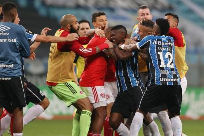  PORTO ALEGRE, RS, BRASIL - 05/08/2020 - GRÊMIO X INTERNACIONAL: Jogo ocorre na Arena e define o campeão do segundo turno do Gauchão 2020. Devido à pandemia do coronavírus, partida será realizada sem público, seguindo rigorosos protocolos sanitários. (FOTO: Jefferson Botega/Agência RBS)Indexador: Jeff Botega<!-- NICAID(14561717) -->