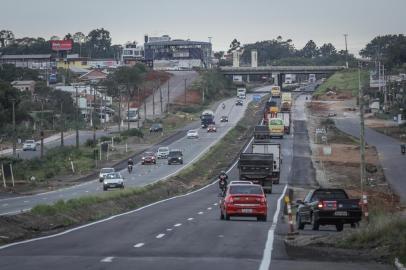  PORTO ALEGRE, RS, BRASIL, 11/08/2020 Percorremos a rodovia entre os quilômetros 0 e 21 para mostrar como está o andamento dos trabalhos. Foto: Isadora Neumann / Agencia RBSIndexador: ISADORA NEUMANN<!-- NICAID(14565711) -->