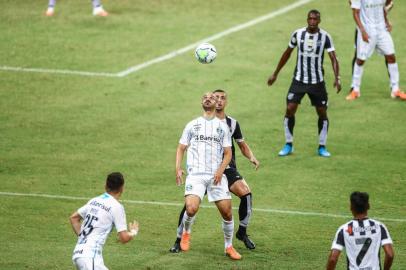 Gremio x CearaRS - FUTEBOL/CAMPEONATO BRASILEIRO 2020 /GREMIO X CEARA - ESPORTES - Lance da partida entre Ceara e Gremio disputada na noite desta quarta-feira, no Estádio Castelao, em Fortaleza, em partida valida pela Campeonato Brasileiro 2020. FOTO: LUCAS UEBEL/GREMIO FBPAEditoria: SPOIndexador: Lucas UebelSecao: futebolFonte: Gremio.netFotógrafo: Gremio x Ceara<!-- NICAID(14566731) -->