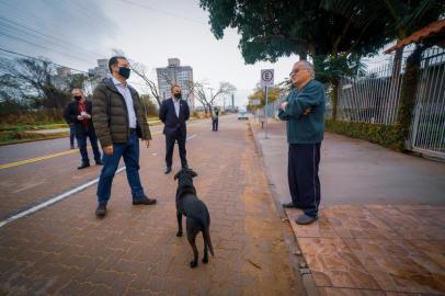 Prefeito Nelson Marchezan na Avenida Ernesto Neugebauer