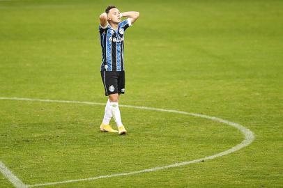  PORTO ALEGRE, RS, BRASIL, 15/08/2020- Grêmio x Corinthians: Jogo ocorreu na noite de sábado, na Arena, válido pela 3° roda do Campeonato Brasileiro 2020. Foto: Isadora Neumann / Agencia RBS<!-- NICAID(14569100) -->