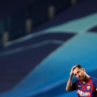  Barcelonas Argentinian forward Lionel Messi reacts during the UEFA Champions League quarter-final football match between Barcelona and Bayern Munich at the Luz stadium in Lisbon on August 14, 2020. (Photo by Manu Fernandez / POOL / AFP)Editoria: SPOLocal: LisbonIndexador: MANU FERNANDEZSecao: soccerFonte: POOLFotógrafo: STR<!-- NICAID(14569145) -->