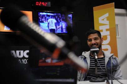  CAXIAS DO SUL, RS, BRASIL, 06/09/2019 - Programa Show dos esportes na rádio Gaúcha Serra, edição 64, com o convidado Marcelo Carné, goleiro do Juventude. Apresentação de Eduardo Costa e Pedro Petrucci. (Marcelo Casagrande/Agência RBS)<!-- NICAID(14239474) -->