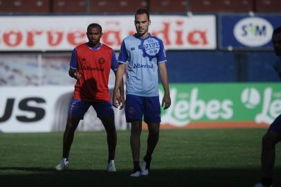  CAXIAS DO SUL, RS, BRASIL (12/03/2020)Treino do SER caxias no Estádio Centenário. Na foto, Felipe Tontini. (Antonio Valiente/Agência RBS)Indexador: ANTONIO VALIENTE / AGENCIA RBS  <!-- NICAID(14449135) -->