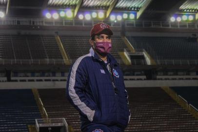 Caxias realiza treino noturno antes do primeiro jogo da final do Gauchão, contra o Grêmio. NA FOTO: Técnico Rafael Lacerda<!-- NICAID(14576144) -->