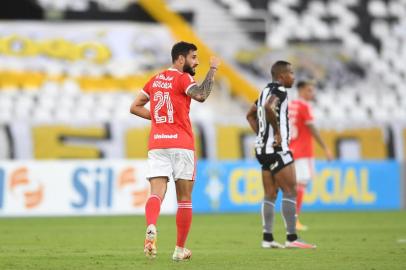 Botafogo x Inter, no Enhenhão<!-- NICAID(14580015) -->