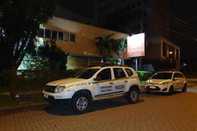 Polícia desmancha festa em motel de Porto Alegre