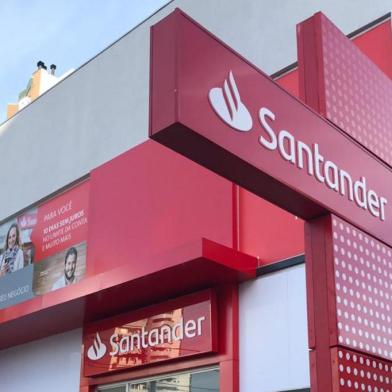 Agência do Santander em Marau<!-- NICAID(14581612) -->