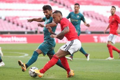 Everton Cebolinha no amistoso entre Benfica e Braga