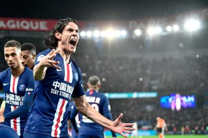  Paris Saint-Germains Uruguayan forward Edinson Cavani celebrates after a goal during the French L1 football match between Paris Saint-Germain (PSG) and Girondins de Bordeaux at the Parc des Princes stadium in Paris, on February 23, 2020. (Photo by Martin BUREAU / AFP)Editoria: SPOLocal: ParisIndexador: MARTIN BUREAUSecao: soccerFonte: AFPFotógrafo: STF<!-- NICAID(14585110) -->