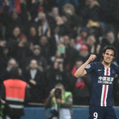  Paris Saint-Germains Uruguayan forward Edinson Cavani reacts after scoring a goal during the French L1 football match between Paris Saint-Germain (PSG) and Girondins de Bordeaux at the Parc des Princes stadium in Paris, on February 23, 2020. (Photo by Martin BUREAU / AFP)Editoria: SPOLocal: ParisIndexador: MARTIN BUREAUSecao: soccerFonte: AFPFotógrafo: STF<!-- NICAID(14585104) -->