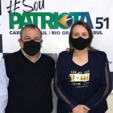 Nelson DArrigo e Andreia Garbin, pré-candidatos a prefeito e vice de Caxias do Sul pelo Patriota<!-- NICAID(14585618) -->