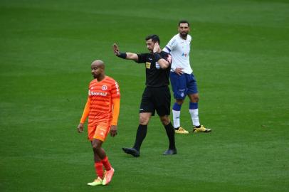  PORTO ALEGRE, RS, BRASIL - 06.09.2020 - Em jogo válido pela 8ª rodada do Campeonato Brasileiro, o Inter recebe o Bahia no Estádio Beira-Rio. (Foto: Jefferson Botega/Agencia RBS)Indexador: Jeff Botega<!-- NICAID(14585724) -->