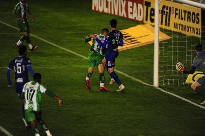  CAXIAS DO SUL, RS, BRASIL, 08/09/2020. Juventude x Confiança, jogo válido pela 9ª rodada da Série B do Campeonato Brasileiro 2020 e realizado no estádio Alfredo Jaconi. (Porthus Junior/Agência RBS)<!-- NICAID(14587367) -->