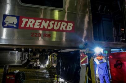  PORTO ALEGRE, RS, BRASIL - 03/09/2020 Os trens novos da série 200 da Trensurb voltam a apresentar problemas. (Foto: Marco Favero/Agencia RBS)<!-- NICAID(14583816) -->