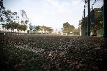  PORTO ALEGRE, RS, BRASIL - Quadras de futsal e futebol 7 para alugar, continuam fechadas na capital trazendo um prejuízo enorme aos proprietários. Na imagem a Planetball, na Cristiano Fischer, 1341, aluguel de quadras com grama sintética para a prática de futebol 7. Gestor Marcelo Garcia Borges. Foto:Jefferson Botega  / Agencia RBSIndexador: Jefferson Botega<!-- NICAID(14587727) -->