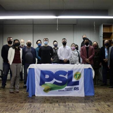 Pré-candidatos a vereador pelo PSL e executiva municipal<!-- NICAID(14590790) -->