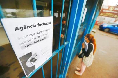  PORTO ALEGRE, RS, BRASIL, 14/09/2020- Agências do INSS não reabrem em Porto Alegre. Na foto, imagem da agência na avenid Bento Gonçalves. Foto: Lauro Alves / Agencia RBS<!-- NICAID(14591501) -->