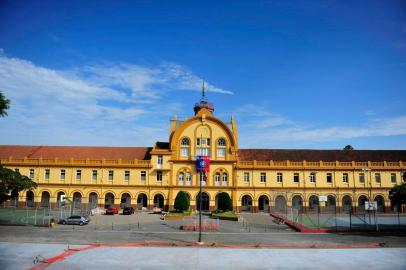  Colégio Militar de Porto Alegre completa 100 anos.Indexador:                                 <!-- NICAID(7922739) -->