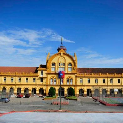  Colégio Militar de Porto Alegre completa 100 anos.Indexador:                                 <!-- NICAID(7922739) -->