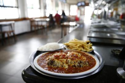  PORTO ALEGRE, RS, BRASIL, 15-09-2020: Tradicional restaurante Alfredo, na Rua Cristóvão Colombo, em Porto Alegre (FOTO FÉLIX ZUCCO/AGÊNCIA RBS, Editoria de Porto Alegre).<!-- NICAID(14592406) -->