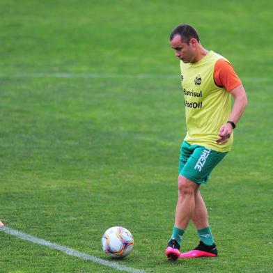 CAXIAS DO SUL, RS, BRASIL, 28/08/2020. Treino do Juventude no estádio Alfredo Jaconi. O Ju está disputando a série B do Campeonato Brasileiro 2020. Na foto, meia Renato Cajá. (Porthus Junior/Agência RBS)Indexador:<!-- NICAID(14579509) -->