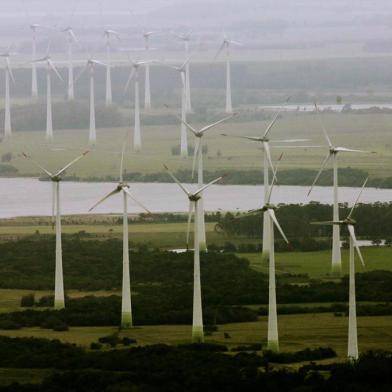  OSÓRIO, RS, BRASIL - 15/09/2020Cataventos do parque de energia eólica em Osório<!-- NICAID(14593113) -->