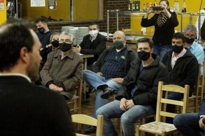 Reunião da Coligação Por uma Caxias Próspera e Justa com pré-candidatos a vereador, com o candidato a prefeito Vinicius Ribeiro (DEM)<!-- NICAID(14599407) -->