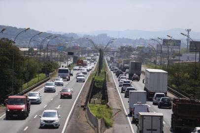  Novo Hamburgo, RS, BRASIL, 24/09/2020- Duplicação da ponte do Rio do Sinos. Foto: Lauro Alves / Agencia RBS<!-- NICAID(14600257) -->