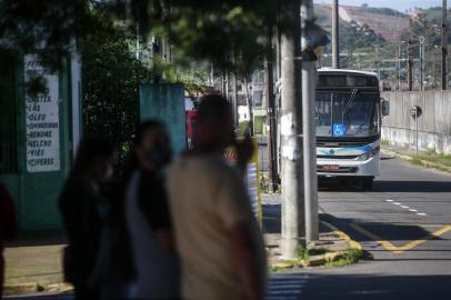  SAPUCAIA DO SUL, RS, BRASIL - 22.09.2020 - Nova empresa de ônibus assumiu a gestão do transporte público em Sapucaia. O que os usuários estão achando da novidade? (Foto: ANDRÉ ÄVILA/ Agência RBS)Indexador: Andre Avila