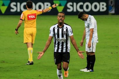 ATLÉTICO MG X GRÊMIOMG - ATLÉTICOMG/GRÊMIO - ESPORTES - Keno marcou o segundo gol do Atlético-MG durante Atlético-MG x Grêmio, partida válida pela décima segunda rodada do Campeonato Brasileiro da Série A 2020, realizada no Estádio Mineirão, Belo Horizonte, MG. 26/09/2020 - Foto: DUDU MACEDO/FOTOARENA/FOTOARENA/ESTADÃO CONTEÚDOEditoria: ESPORTESLocal: BELO HORIZONTEIndexador: DUDU MACEDOFonte: 1970395Fotógrafo: FOTOARENA<!-- NICAID(14602475) -->