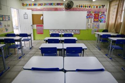  ALVORADA, RS, BRASIL, 30-09-2020: Imagens da Escola Municipau de 1º Grau Alfredo José Justo, na cidade de Alvorada. Panorama da retomada das aulas no ensino público (FOTO FÉLIX ZUCCO/AGÊNCIA RBS, Editoria de Notícias).<!-- NICAID(14605592) -->