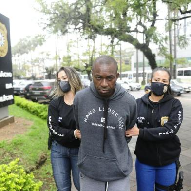  PORTO ALEGRE,RS,BRASIL.2020,10,02.Policia Civil DEAM,prende estruprador em da Bela Vista,que cometeu varios estrupros em série.(RONALDO BERNARDI/AGENCIA RBS).<!-- NICAID(14607589) -->