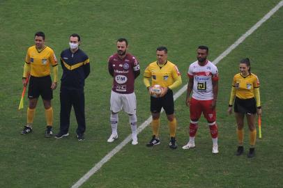  CAXIAS DO SUL, RS, BRASIL, 04/10/2020 - Ser Caxias e São Luiz se enfrentam as 15 horas do domingo, no estádio Francisco Stédile, o Centenário. Jogo válido pela quarta rodada da série D, do Brasileirão. (Marcelo Casagrande/Agência RBS)<!-- NICAID(14608713) -->