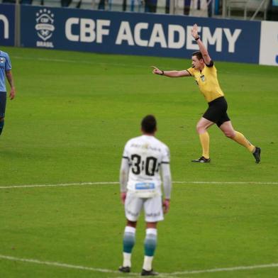  PORTO ALEGRE, RS, BRASIL - 07.10.2020 - O Grêmio recebe, na Arena, o Coritiba pela 14ª rodada do Brasileirão. (Foto: André Ávila/Agencia RBS)<!-- NICAID(14611649) -->