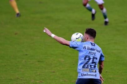  PORTO ALEGRE, RS, BRASIL - 07.10.2020 - O Grêmio recebe, na Arena, o Coritiba pela 14ª rodada do Brasileirão. (Foto: André Ávila/Agencia RBS)<!-- NICAID(14611778) -->