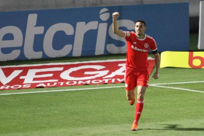 RED BULL BRAGANTINO X INTERNACIONALSP - BRASILEIRÃO/RED BULL BRAGANTINO X INTERNACIONAL - ESPORTES - Thiago Galhardo, do Internacional, comemora após marcar gol em partida contra o Red Bull   Bragantino, válida pela 14ª rodada do Campeonato Brasileiro 2020, no estádio Nabi Abi   Chedid, em Bragança Paulista, interior de São Paulo, nesta quinta-feira (8).   08/10/2020 - Foto: LUCIANO CLAUDINO/CÓDIGO19/ESTADÃO CONTEÚDOEditoria: ESPORTESLocal: BRAGANÇA PAULISTAIndexador: LUCIANO CLAUDINOFonte: CÃ³digo 19Fotógrafo: CÓDIGO19<!-- NICAID(14612927) -->