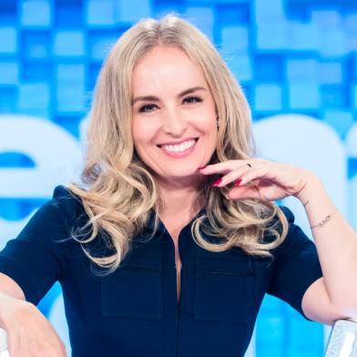 Angélica estreia nvo programa, Simples Assim<!-- NICAID(14609398) -->