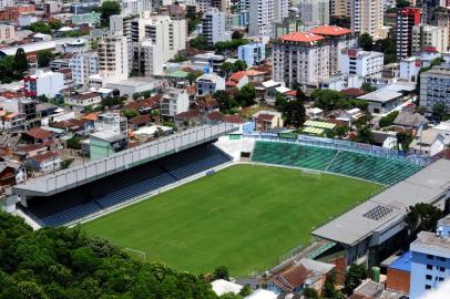  CAXIAS DO SUL, RS, BRASIL (20/01/2016) Estádio Alfredo Jaconi 2016. Vista do estádio Alfredo Jaconi. Esporte Clube Juventude 2016.<!-- NICAID(11970828) -->