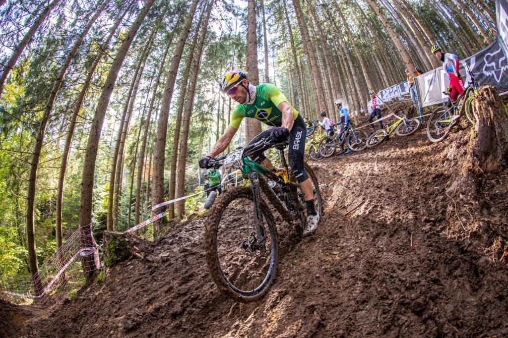 Mundial de MTB: Sarrou domina XCO; Avancini termina em 10º - Bikemagazine