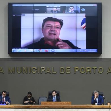 Depoimento, por meio de vídeo conferência, do ex-ministro da Saúde Luiz Henrique Mandetta.(Foto: Ederson Nunes/CMPA)