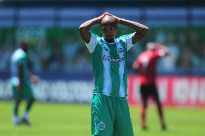  CAXIAS DO SUL, RS, BRASIL, 10/10/2020. Juventude x Brasil de Pelotas, jogo válido pela 15ª rodada da Série B do Campeonato Brasileiro 2020 e realizado no estádio Alfredo Jaconi. (Porthus Junior/Agência RBS)<!-- NICAID(14613937) -->