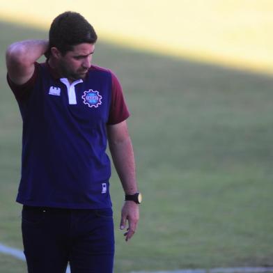  CAXIAS DO SUL, RS, BRASIL, 18/10/2020. Caxias x Novorizontino, jogo válido pela sétima rodada do Campeonato Brasileiro 2020, Grupo 8. Jogo realizado no estádio Centenário. (Porthus Junior/Agência RBS)<!-- NICAID(14619642) -->