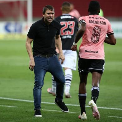  PORTO ALEGRE, RS, BRASIL - 18.10.2020 - O Inter recebe o Vasco no Estádio Beira-Rio, pela 17ª rodada do Brasileirão. (Foto: Jefferson Botega/Agencia RBS)Indexador: Jeff Botega<!-- NICAID(14619904) -->