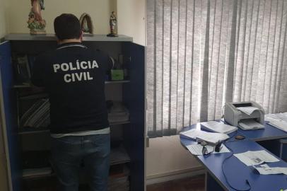 Polícia investiga contratação irregular de serviço de limpeza e segurança na sede do Daer<!-- NICAID(14621936) -->