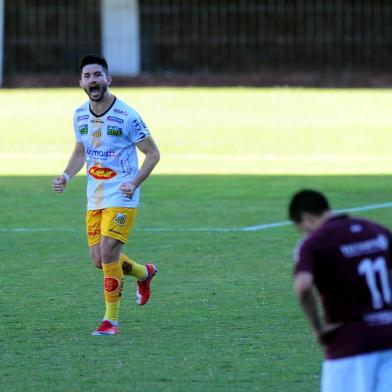  CAXIAS DO SUL, RS, BRASIL, 18/10/2020. Caxias x Novorizontino, jogo válido pela sétima rodada do Campeonato Brasileiro 2020, Grupo 8. Jogo realizado no estádio Centenário. (Porthus Junior/Agência RBS)<!-- NICAID(14619691) -->