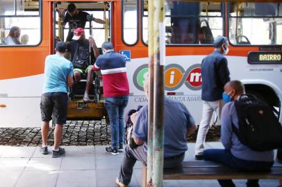  SANTA MARIA, RS, BRASIL - 13.10.2020 - Material sobre eleições para Prefeito e Vereadroes produzido na maior cidade da região central do estado. Os problemas citados na cidade são: Saúde, mobilidade e Desenvolvimento econômico. Na foto Flávio Itamar Ferreira. (Foto: Jefferson Botega/Agencia RBS)Indexador: Jefferson Botega<!-- NICAID(14619535) -->