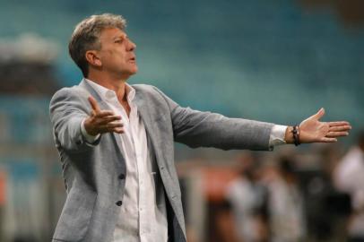  Brazils Gremio coach Renato Gaucho gestures during the closed-door Copa Libertadores group phase football match against Colombias America de Cali at the Arena do Gremio stadium in Porto Alegre, Brazil, on October 22, 2020, amid the COVID-19 novel coronavirus pandemic. (Photo by SILVIO AVILA / various sources / AFP)Editoria: SPOLocal: Porto AlegreIndexador: SILVIO AVILASecao: soccerFonte: AFPFotógrafo: STR<!-- NICAID(14623939) -->